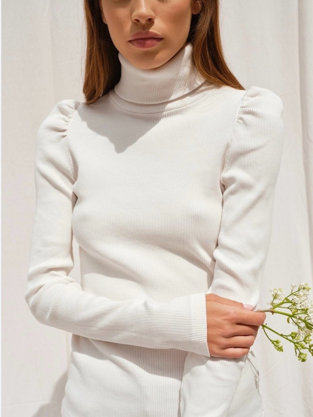 AMO Turtleneck Ribbed Puff-Sleeve Sweater - Cream